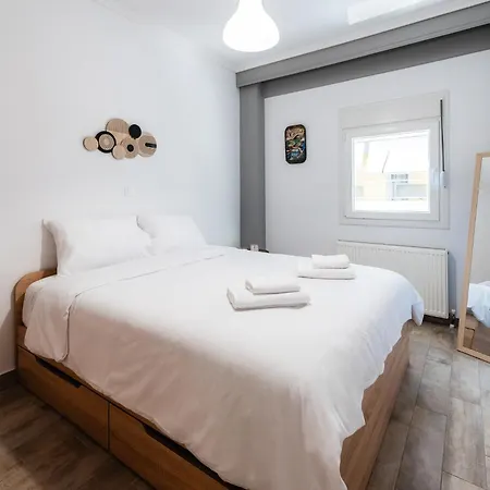 Cozy Hideaway In *