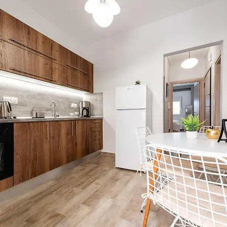 Cozy Hideaway In Apartamento Tesalónica